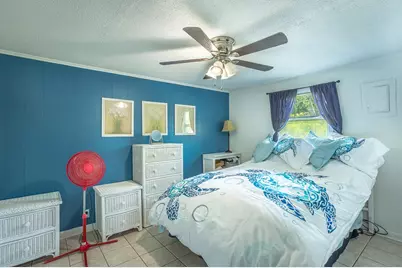 66 8th St, Apalachicola, FL 32320 - Photo 14