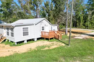 391 Byrd Parker Dr, Wewahitchka, FL 32465 - Photo 4