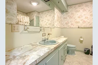 673 W River Rd, Wewahitchka, FL 32465 - Photo 12