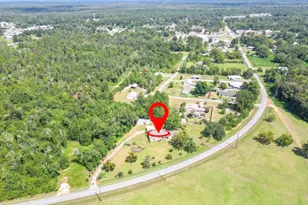 673 W River Rd, Wewahitchka, FL 32465 - Photo 2