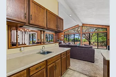17 S Bay Shore Dr, Eastpoint, FL 32328 - Photo 30