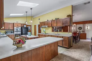 17 S Bay Shore Dr, Eastpoint, FL 32328 - Photo 30