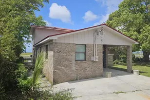 1007 Monument Ave, Port Saint Joe, FL 32456 - Photo 8