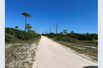 728 Gulf Shore Dr, Carrabelle, FL 32322 - Photo 2