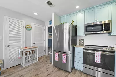 903 NW Ave A #Unit 2, Carrabelle, FL 32322 - Photo 6