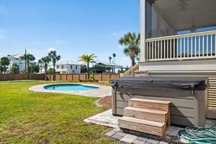 1404 Monument Ave, Port Saint Joe, FL 32456 - Photo 8