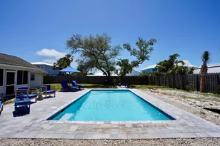 229 Balboa St, Port Saint Joe, FL 32456 - Photo 38