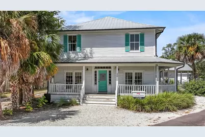 20 4th St, Apalachicola, FL 32320 - Photo 1