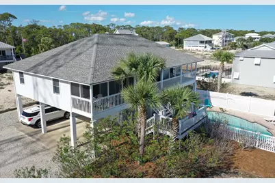 701 E Gulf Beach Dr, Saint George Island, FL 32328 - Photo 12