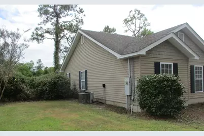 670 Longwood Ct, Eastpoint, FL 32328 - Photo 4