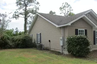 670 Longwood Ct, Eastpoint, FL 32328 - Photo 4