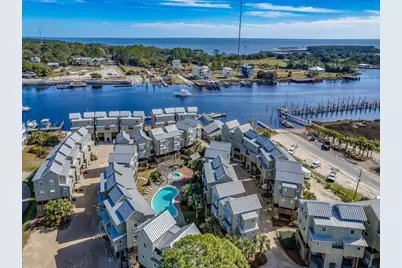 357 Pirates Landing Dr, Carrabelle, FL 32322 - Photo 2