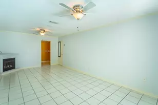 215 N Bayshore Dr, Eastpoint, FL 32328 - Photo 32