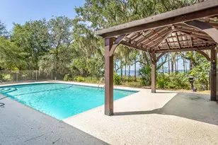 215 N Bayshore Dr, Eastpoint, FL 32328 - Photo 48