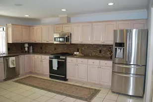 215 N Bayshore Dr, Eastpoint, FL 32328 - Photo 20