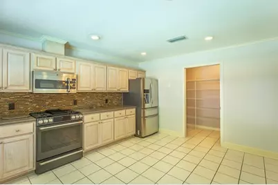 215 N Bay Shore Dr, Eastpoint, FL 32328 - Photo 30