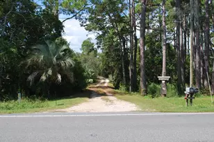 215 N Bayshore Dr, Eastpoint, FL 32328 - Photo 4