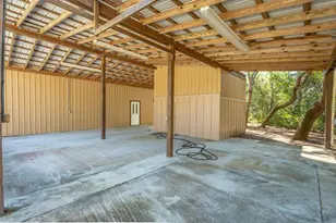 215 N Bayshore Dr, Eastpoint, FL 32328 - Photo 52