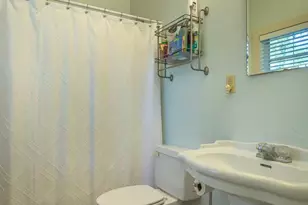 215 N Bayshore Dr, Eastpoint, FL 32328 - Photo 54