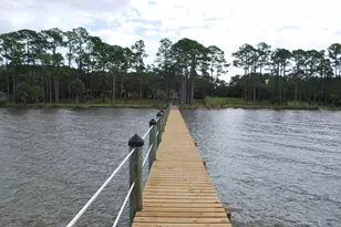 215 N Bayshore Dr, Eastpoint, FL 32328 - Photo 10