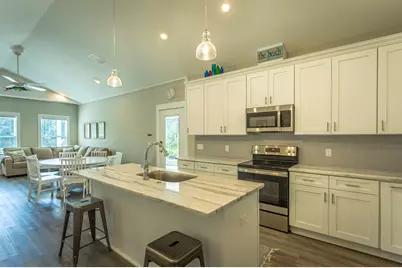 149 Las Brisas Dr, Eastpoint, FL 32328 - Photo 16