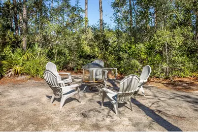 149 Las Brisas Dr, Eastpoint, FL 32328 - Photo 10