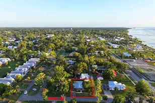 206 10th St, Port Saint Joe, FL 32456 - Photo 30