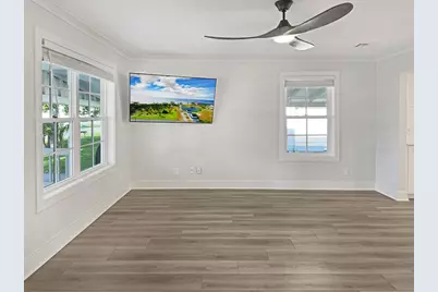 206 10th St, Port Saint Joe, FL 32456 - Photo 4