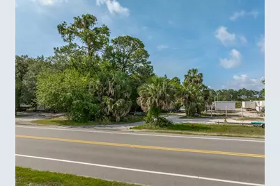 608 Highway 98, Apalachicola, FL 32320 - Photo 2