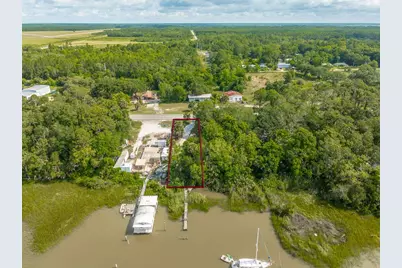 608 Highway 98, Apalachicola, FL 32320 - Photo 1