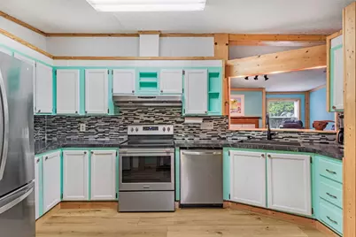 204 Riverview Dr, Wewahitchka, FL 32465 - Photo 16