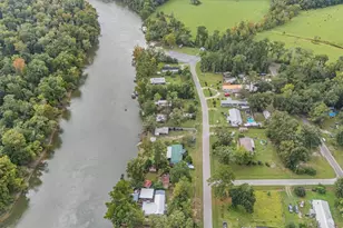 204 Riverview Dr, Wewahitchka, FL 32465 - Photo 14