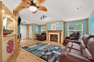 204 Riverview Dr, Wewahitchka, FL 32465 - Photo 6