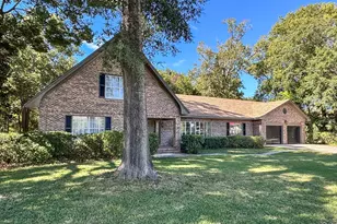 22 12th St, Apalachicola, FL 32320 - Photo 2