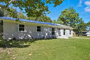 53 Bay Shore Dr, Apalachicola, FL 32320 - Photo 2