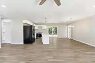 53 Bay Shore Dr, Apalachicola, FL 32320 - Photo 4