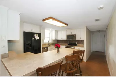 389 E Creekview Dr, Wewahitchka, FL 32465 - Photo 8