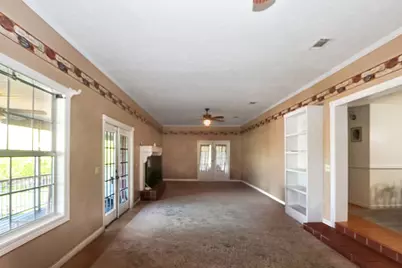 389 E Creekview Dr, Wewahitchka, FL 32465 - Photo 4