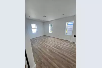 302 NW 9th St, Carrabelle, FL 32322 - Photo 16