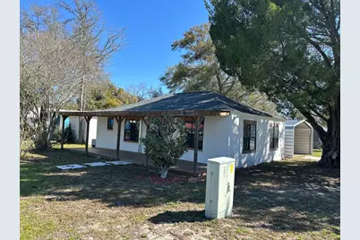 302 NW 9th St, Carrabelle, FL 32322 - Photo 1