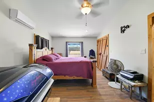 1097 Cypress St, Apalachicola, FL 32320 - Photo 16