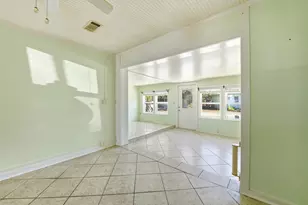 47 E Pine Ave, Lanark Village, FL 32323 - Photo 12