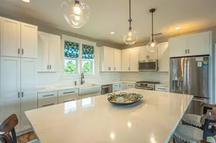 1065 W Gulf Beach Dr, Saint George Island, FL 32328 - Photo 2