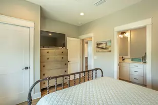 1065 W Gulf Beach Dr, Saint George Island, FL 32328 - Photo 20