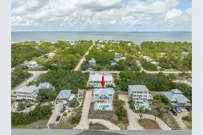 1065 W Gulf Beach Dr, Saint George Island, FL 32328 - Photo 10