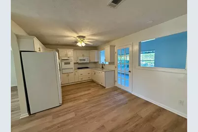 130 Pine St, Mexico Beach, FL 32456 - Photo 16