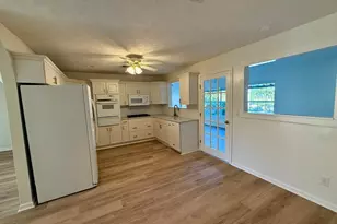 130 Pine St, Mexico Beach, FL 32456 - Photo 16