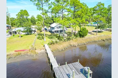 425 River Rd, Carrabelle, FL 32322 - Photo 1
