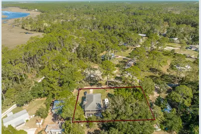 811 Bruce Ave, Carrabelle, FL 32322 - Photo 4