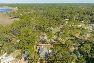 811 Bruce Ave, Carrabelle, FL 32322 - Photo 4